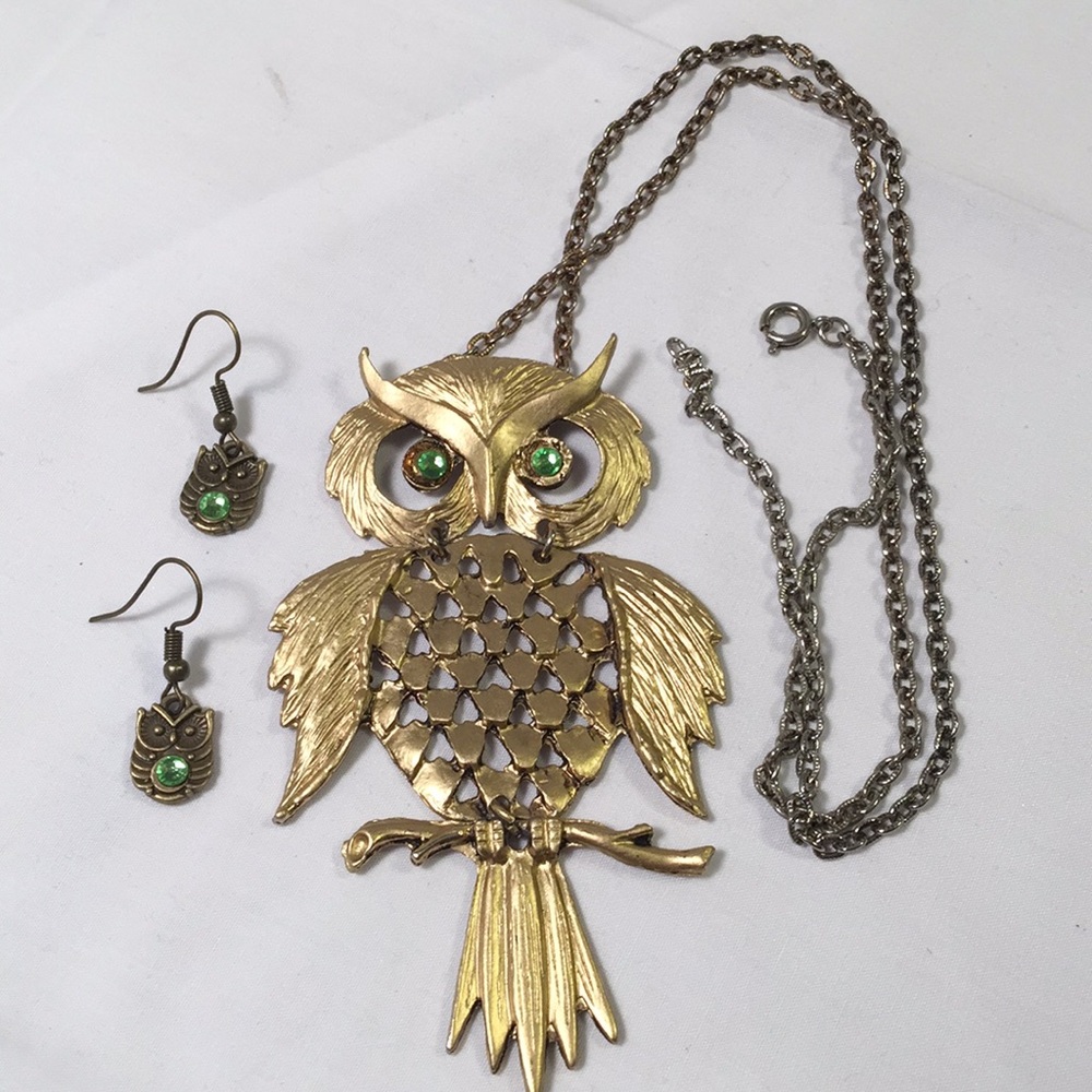 Vintage gold hinged owl necklace earrings